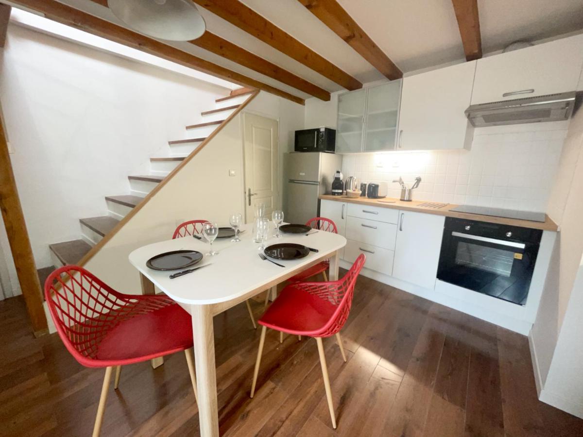 Spacieux Duplex Central Avec Terrasse Tropezienne Salon-de-Provence Bagian luar foto
