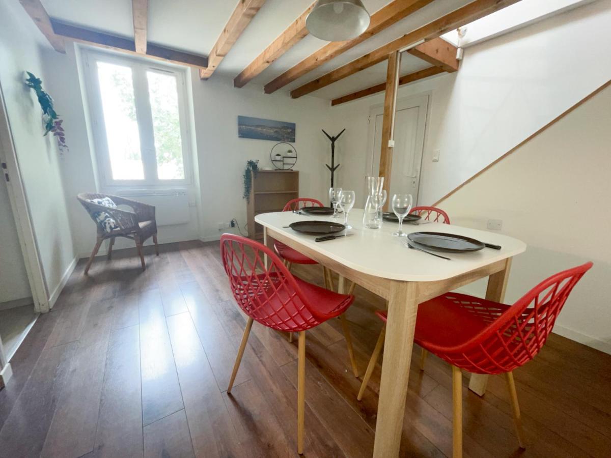 Spacieux Duplex Central Avec Terrasse Tropezienne Salon-de-Provence Bagian luar foto